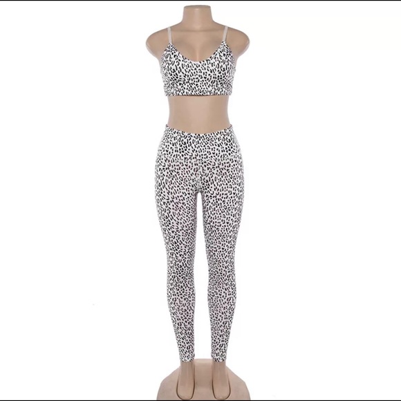 Leopard Activewear Set - Picture 3 of 7